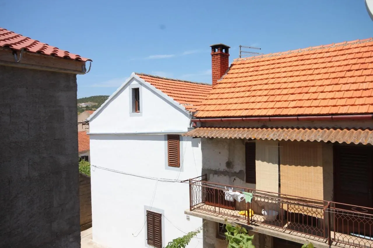 Apartments With A Parking Space Sali, Dugi Otok - 8185