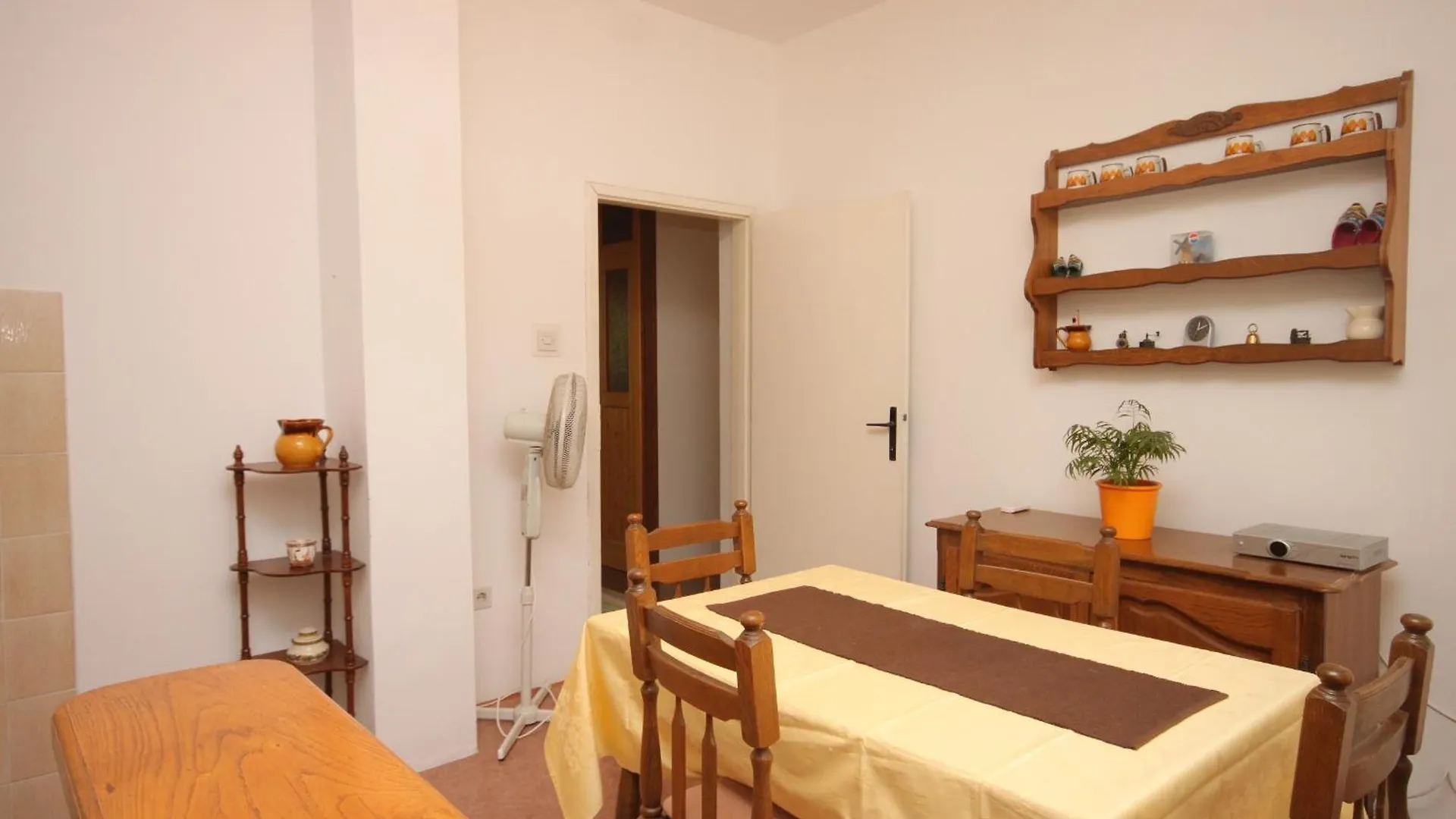 Apartments With A Parking Space Sali, Dugi Otok - 8185  Sali