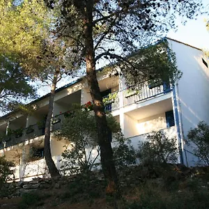 Szálloda Hotel Sali, Sali